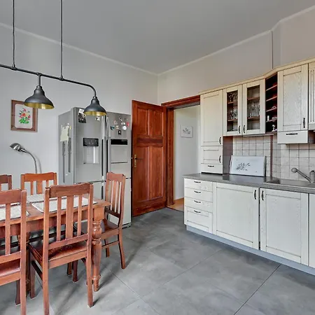 Seaview Octopus Apartment